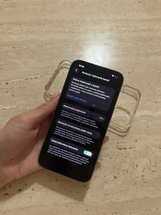 Iphone 14 niebieski