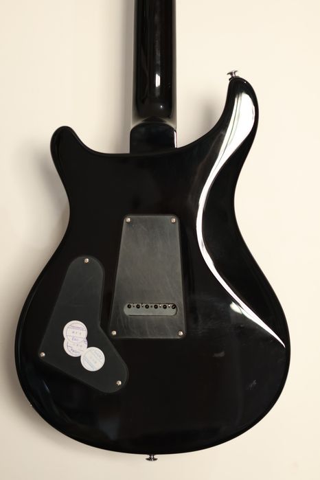 Prs se costum 24