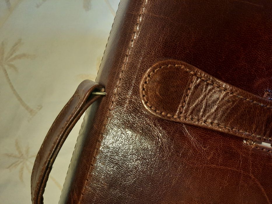 Pasta de documentos em pele genuina