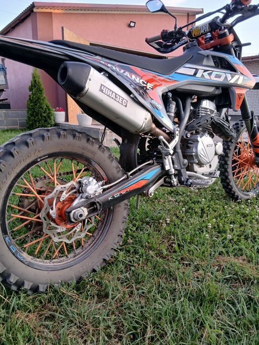 Kovi Advans  250