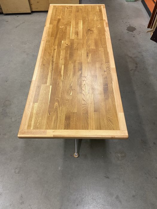 Stół dębowy odrestaurowany, podstawa- klasyk PRL