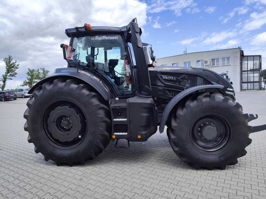 VALTRA Q305 fabrycznie nowy