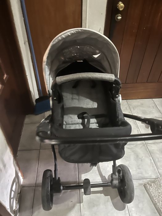 Carrinho usado como novo