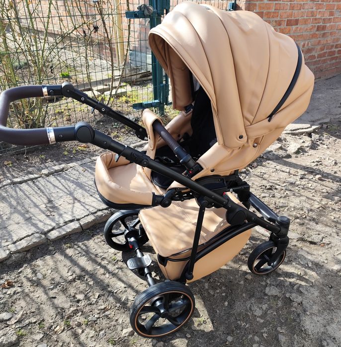 Продам коляску Baby Pram 2в1