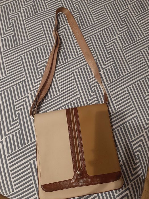 Mala tiracolo marca cavalinho