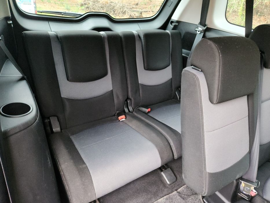 Mazda 5 2.0 MZR-CD Exclusive 7 lugares iuc antigo