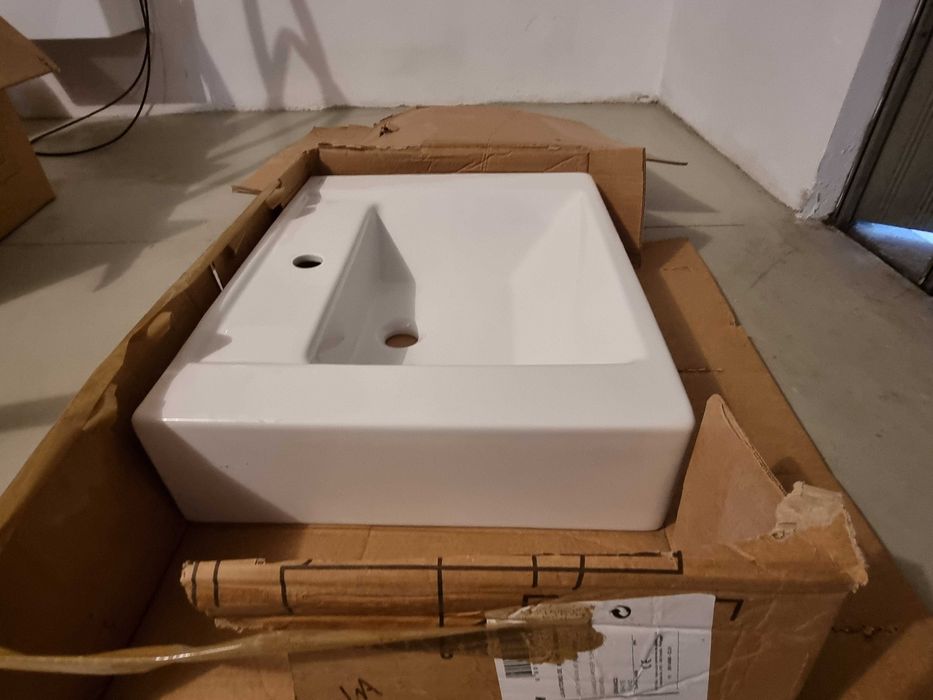 Sanitana Ceramic Countertop Wash Basin 80x45