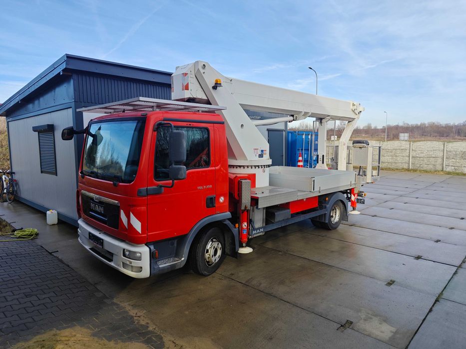 Wynajem zwyżki Chorzów zwyżka podnośniki koszowe