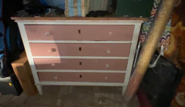 Cómoda  vintage4, tampo em pedra