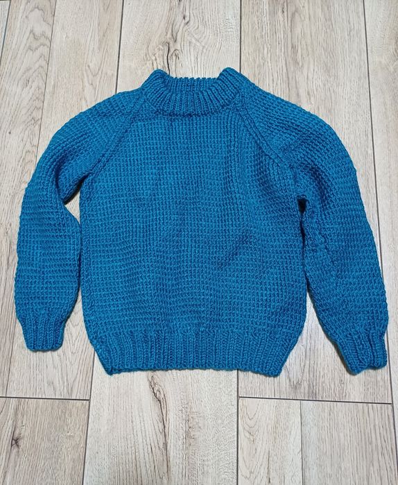 В'язаний светр джемпер
