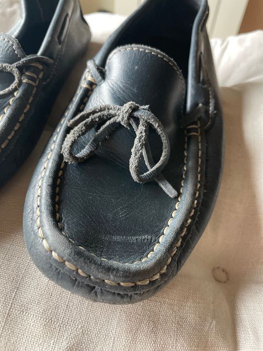 Mocassins em pele