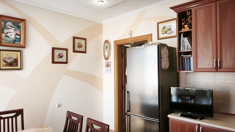 Продається один з найкращих та добре збудованих будинків в хорошому районі м.Калуша в Підгірках по вул.Куліша