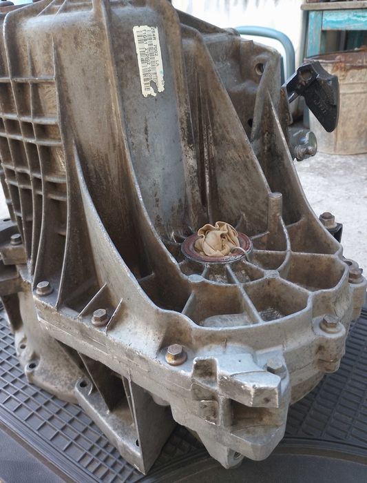 На Ford Focus MK1 Форд Фокус, Transit, Connect КПП 5 мех. 1.8 дизель XS4R-7F096