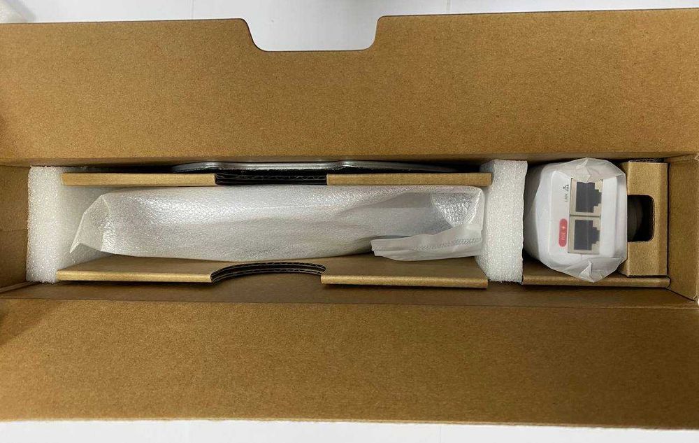 Точка доступу Wi-Fi Ubiquiti UniFi AP AC Pro (UAP-AC-PRO)