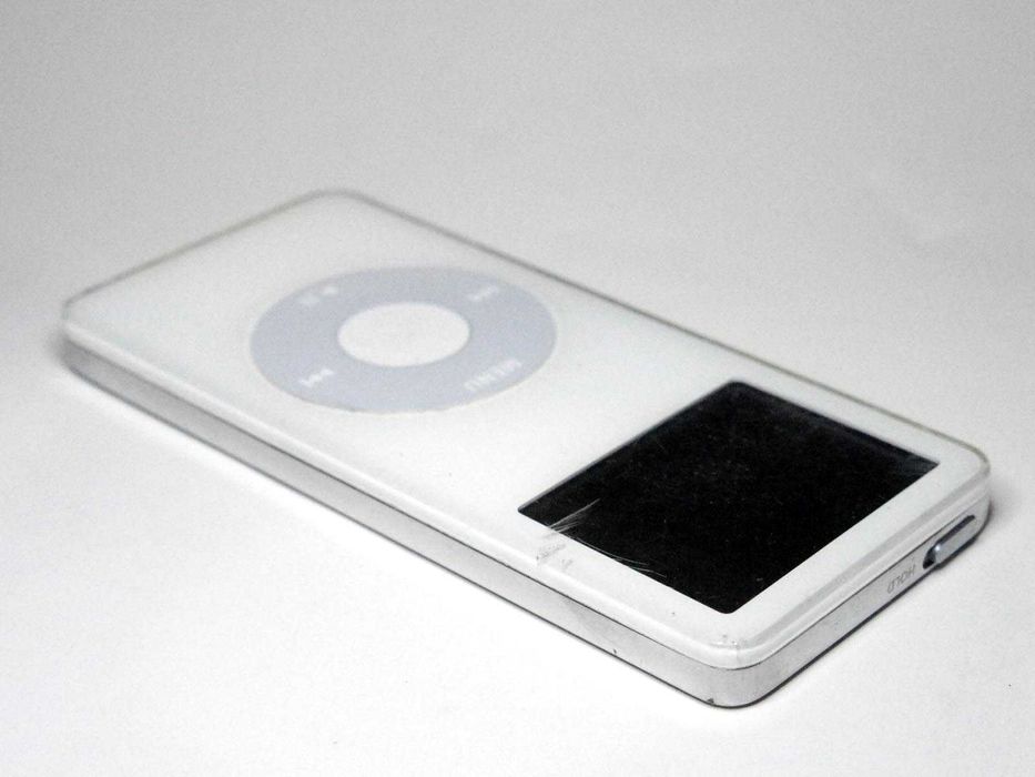 Apple Ipod nano 1 White A1137 1GB Рокбокс