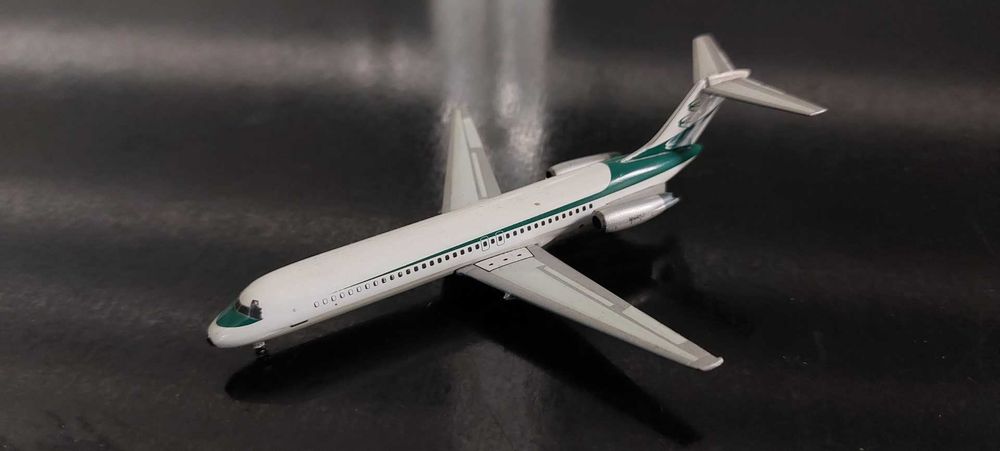 Avião Boeing Aviões Airbus escala 1/400 em Metal Varios Ver Fotos 35