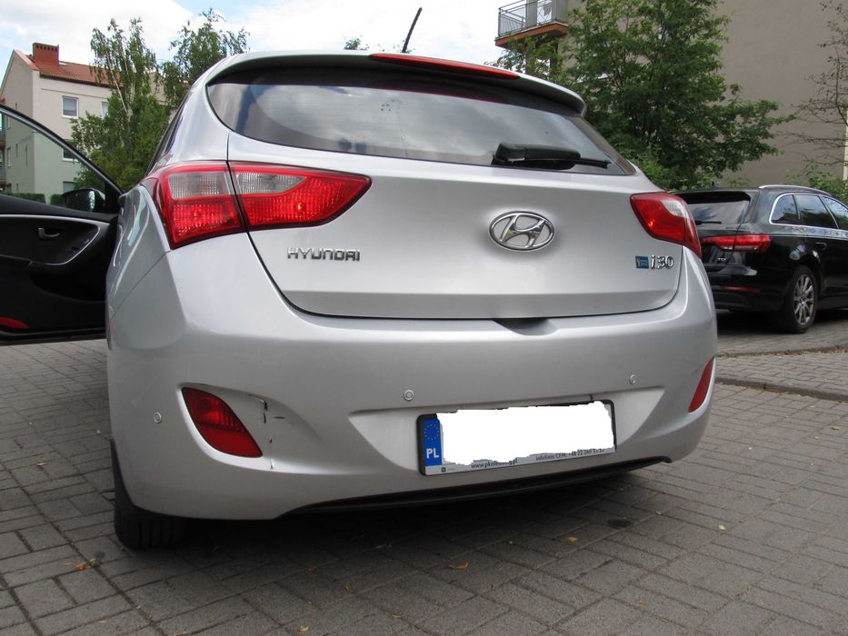 Sprzedam HYUNDAI i30 rocznik 2014 benzyna
