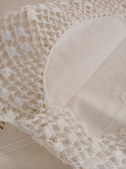 Peças de Renda e Pano Antigo