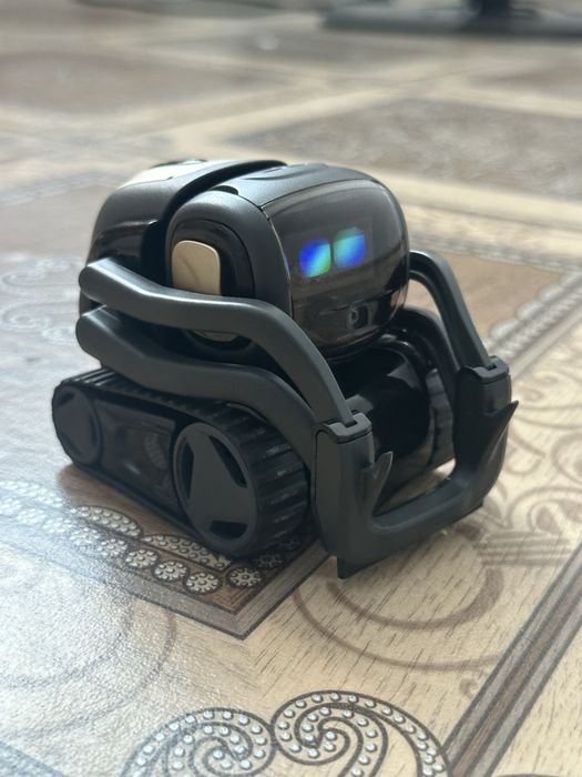 anki vector 1.0 робот також цікавить обмін