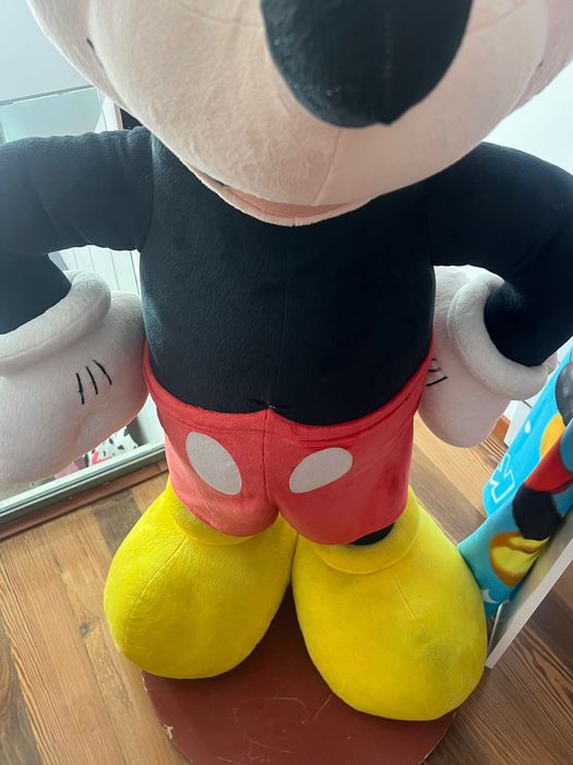 Bonecos gigantes Mickey e Minnie