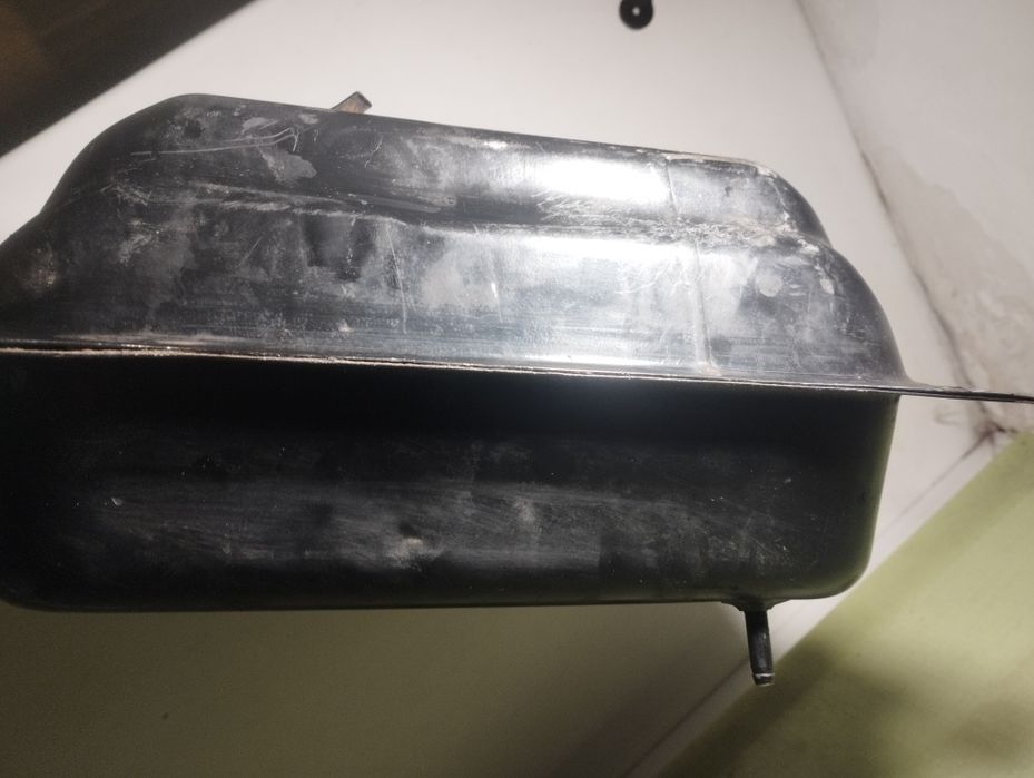 Бак на скутер ..