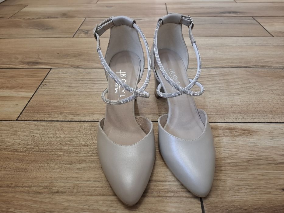 Buty czółenka Kotyl