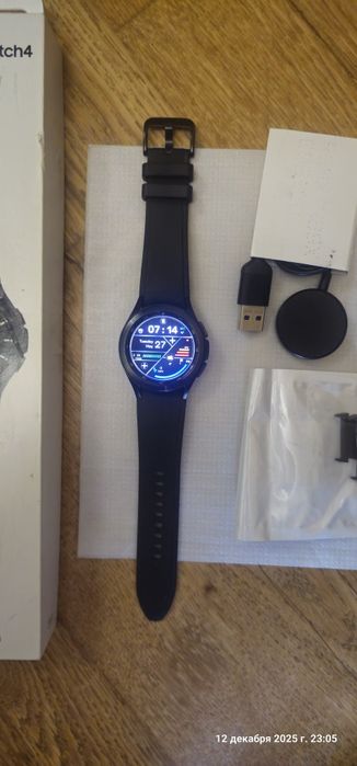 Часы Samsung Galaxy Watch 4 Classic