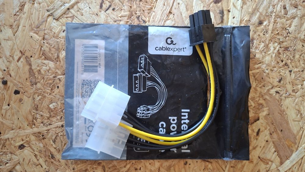 Cabos de PC e adaptador
