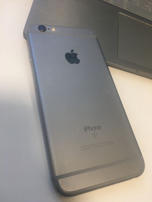 Iphone 6s на запчастини