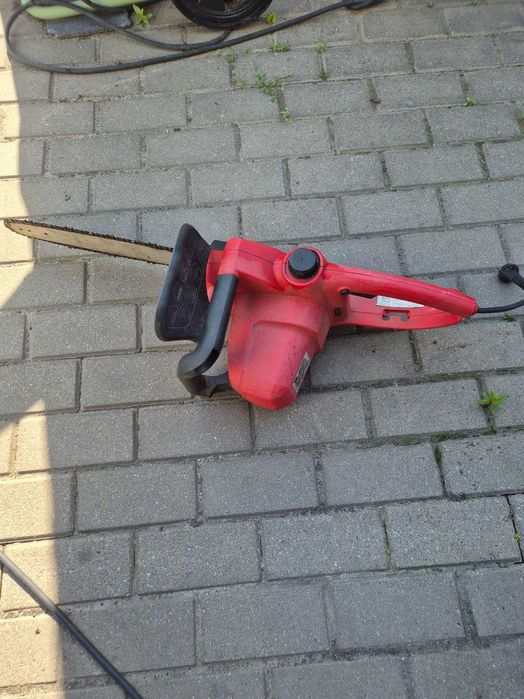 Piła  elektryczna Top Craft, model KSI 2000.