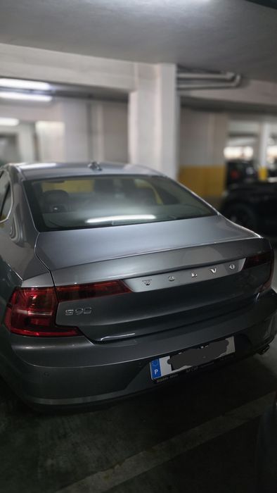 Volvo S90 D4 Geartronic (190 cv) | 2019 | Apenas 60.000 km | Como Novo