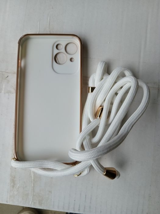 Etui crossbody białe iPhone 13