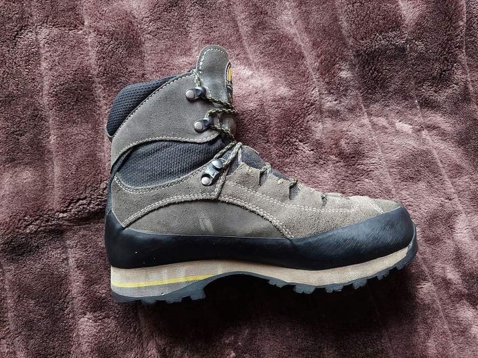 ботинки трекінгові la sportiva  на gore tex vibram оригінал