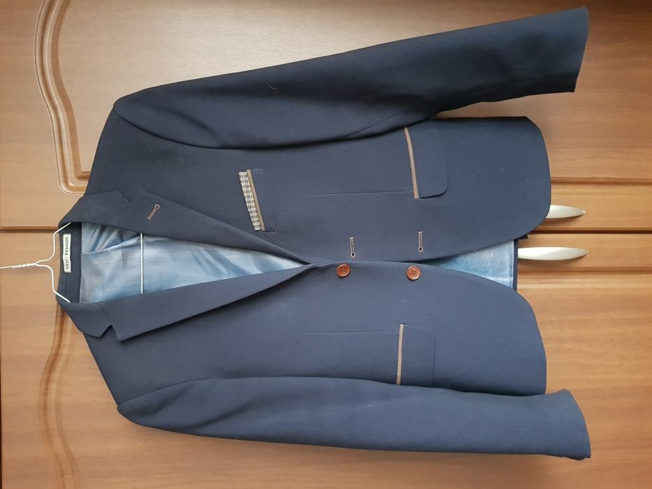 Піджак підлітковий.