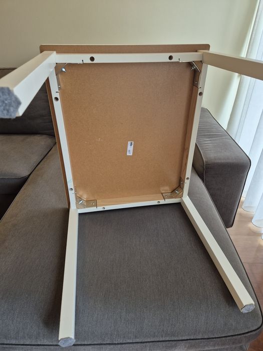 Mesa Kritter e banco Mammut para criança IKEA