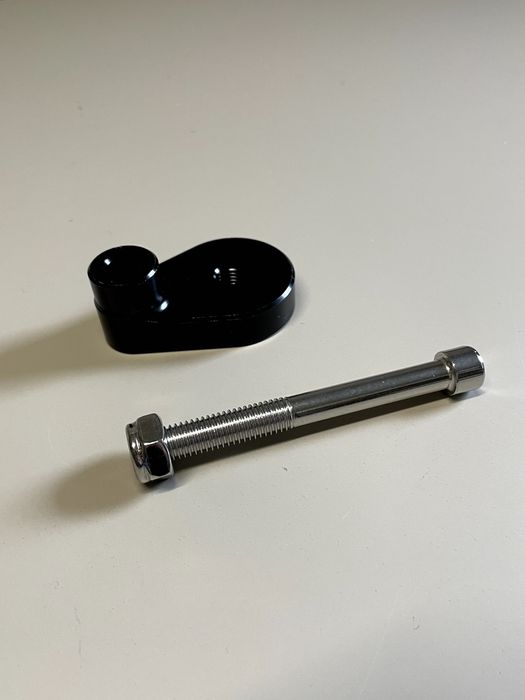 Adapter Relokacja Uchwyt Przesunięcie Mocowania CNC Motocykl / Rower (2609)