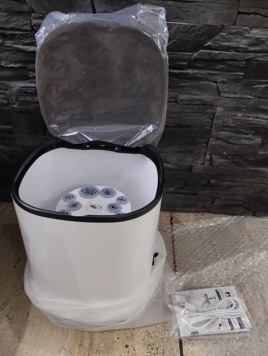 Prezent Maszynka do czyszczenia pędzli makijaż