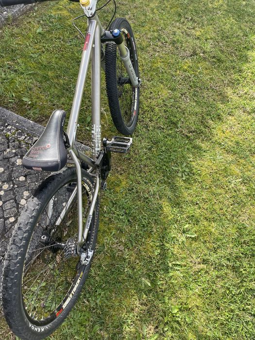 Charge Iron Titanium dirt jump bike