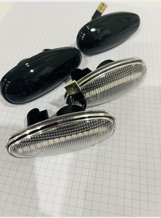 Поворотник Mitsubishi Outlander Lancer Pajero Eclipse GalantВантажівок