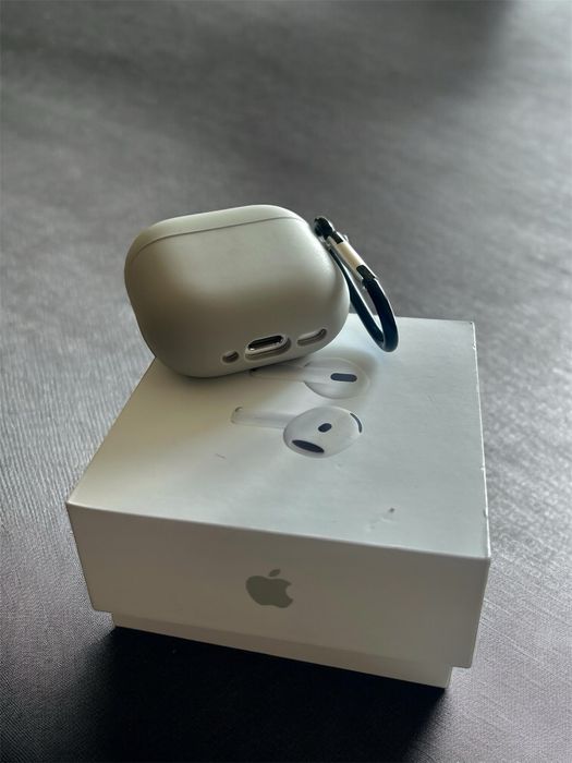 AirPods 4 (на гарантії)