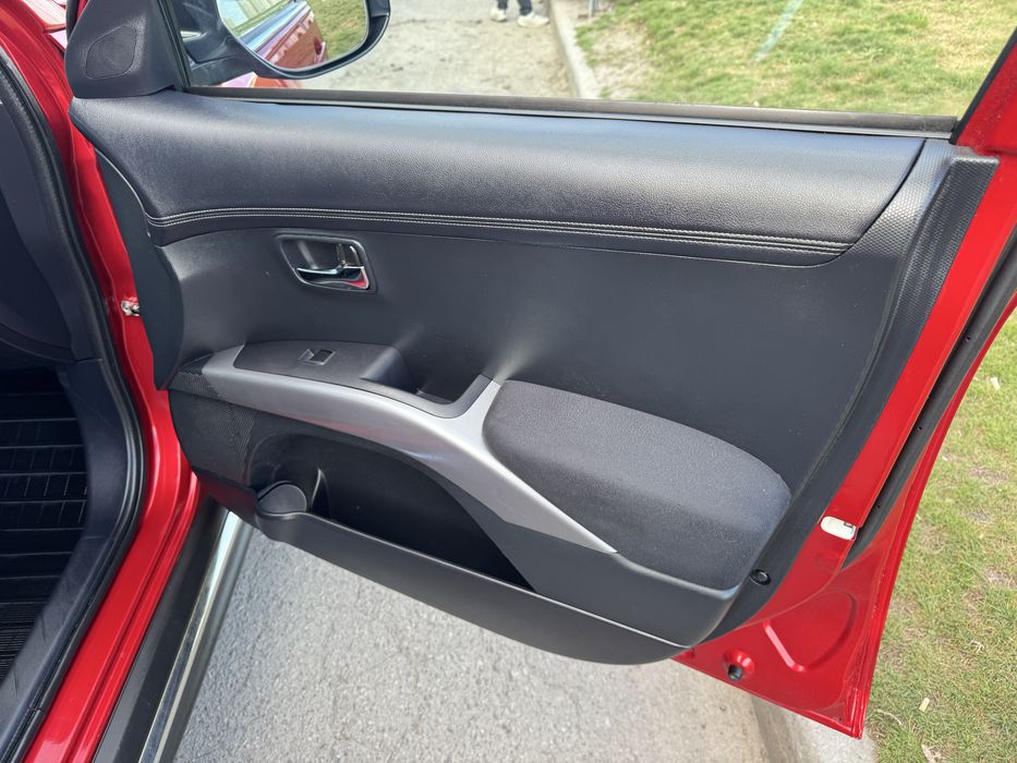 Mitsubishi Outlander 2.3 did 4*4  з Швейцарії