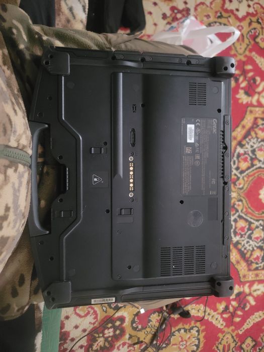 Обменяю Игровой защищенный ноутбук на портативную приставку