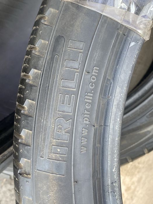 Goauto terminal шини Pirelli 265/40R21 пара б/у 2016р купити Київ