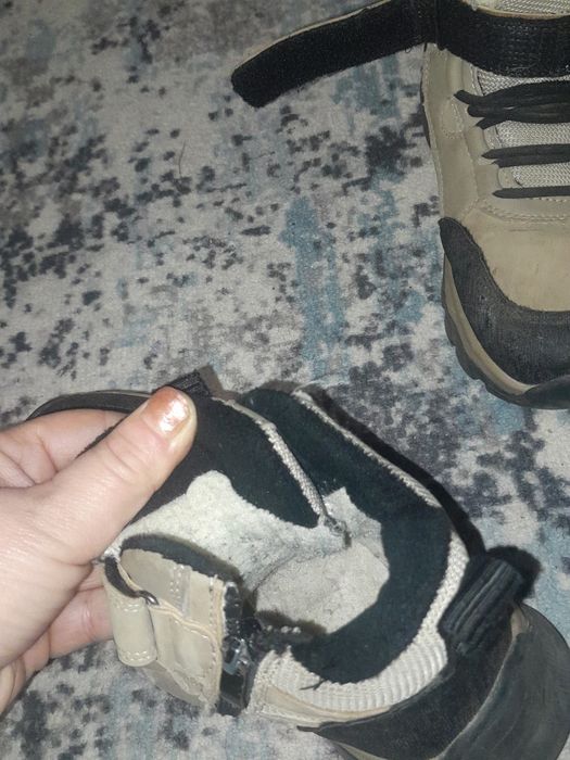 Продам дитяче взуття