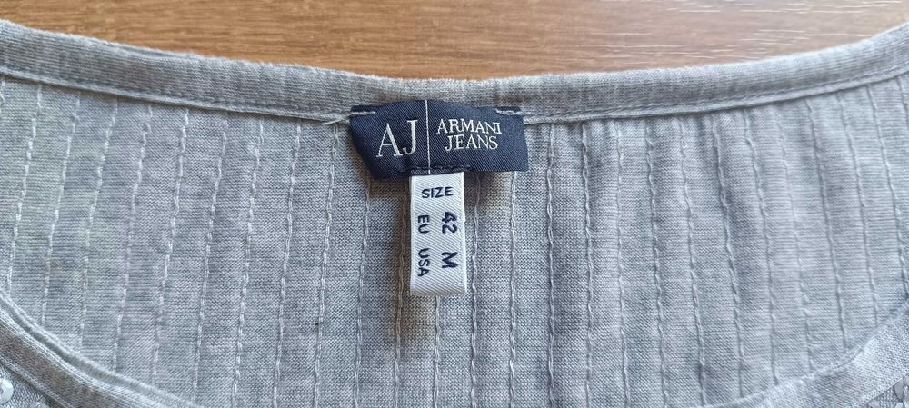 Bluzka damska Armani w kolorze srebra