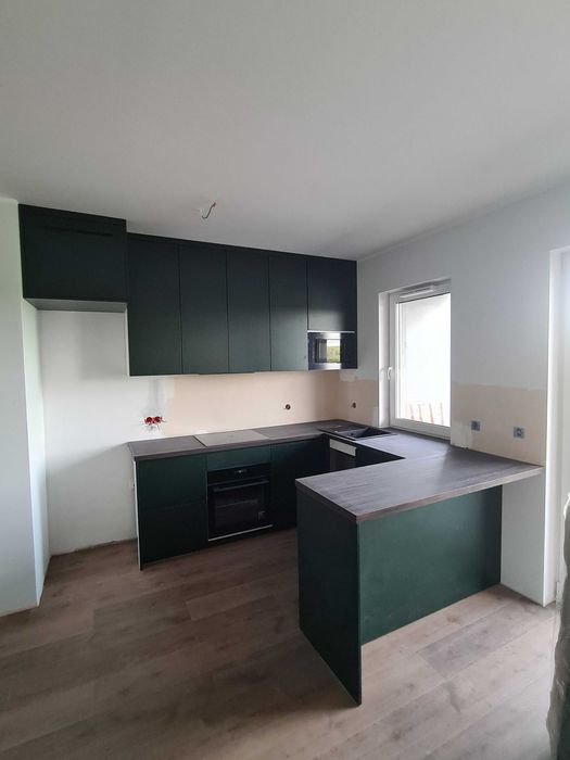 Sosnowiec – kuchnie i szafy na wymiar z montażem