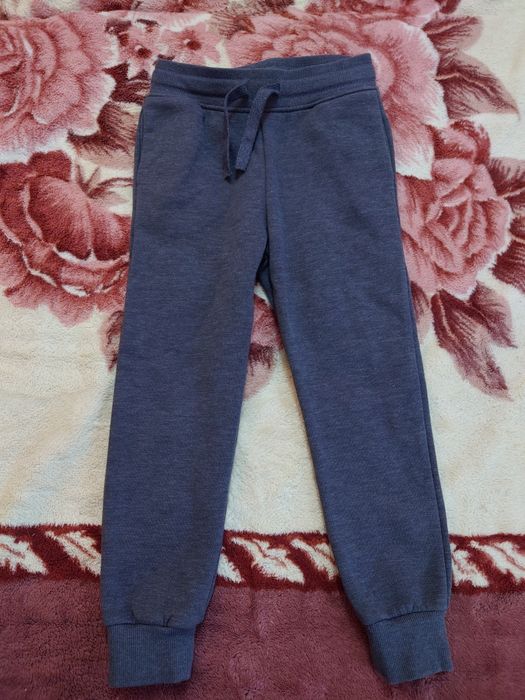 Штани H&M 4-5 рочків