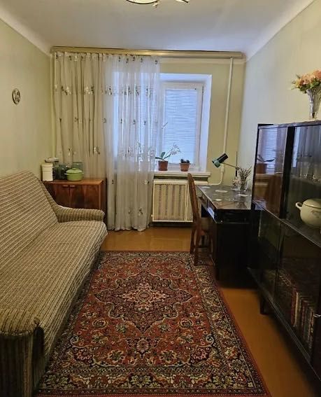 Продам 3к квартиру в центрі