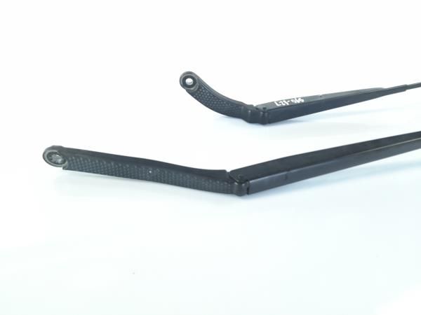 Haste / braço de escova limpa vidros frente direita RENAULT Clio IV Gr
