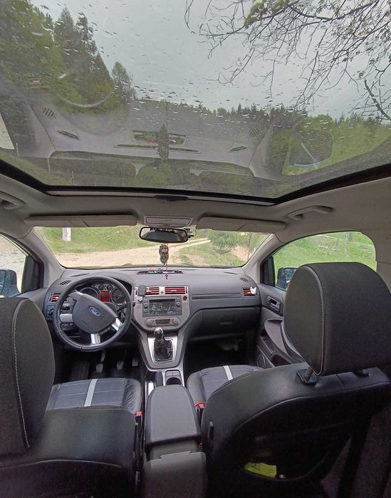 Samochód osobowy Ford Kuga